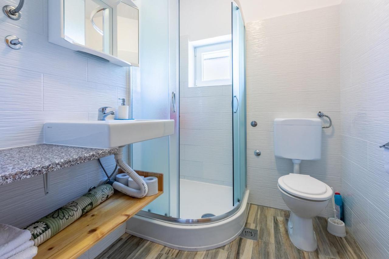 Apartments Rozaria Dramalj Luaran gambar